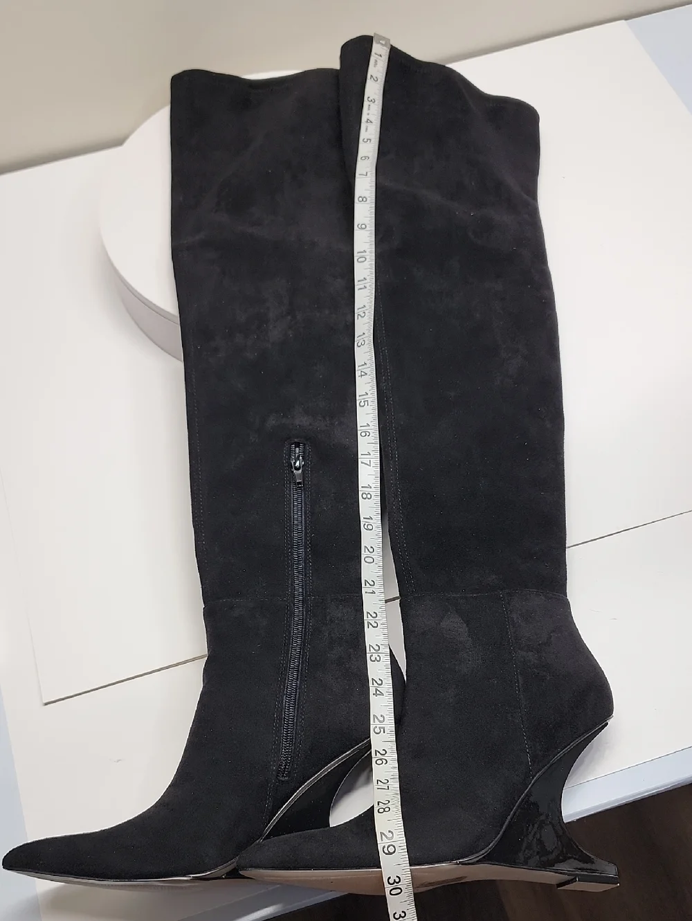 AAJ BY AMINAH NEW IN BOX SCULPTED HEEL OVER-THE-KNEE BOOTS